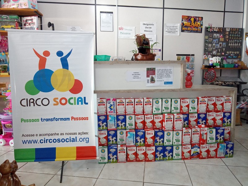 campanha-solidaria-da-empresa-anjos-da-arte-beneficia-familias-carentes-atendidas-pelo-circo-social