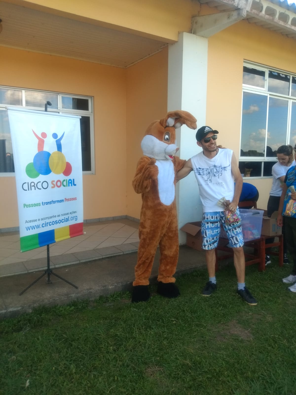 circo-social-participa-das-atividades-do-do-caps-i-casa-azul-no-acampamento-moriah-16