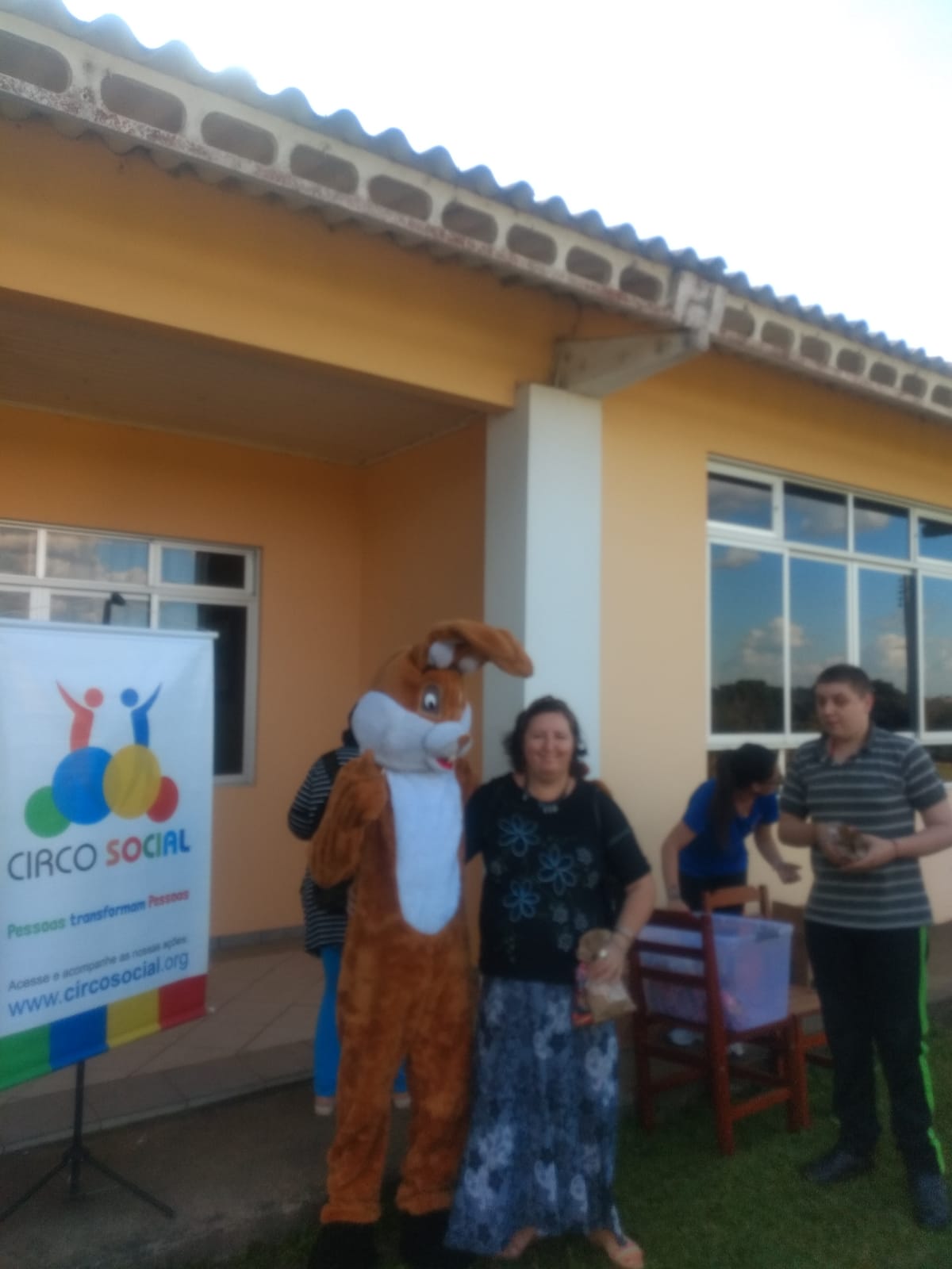 circo-social-participa-das-atividades-do-do-caps-i-casa-azul-no-acampamento-moriah-17