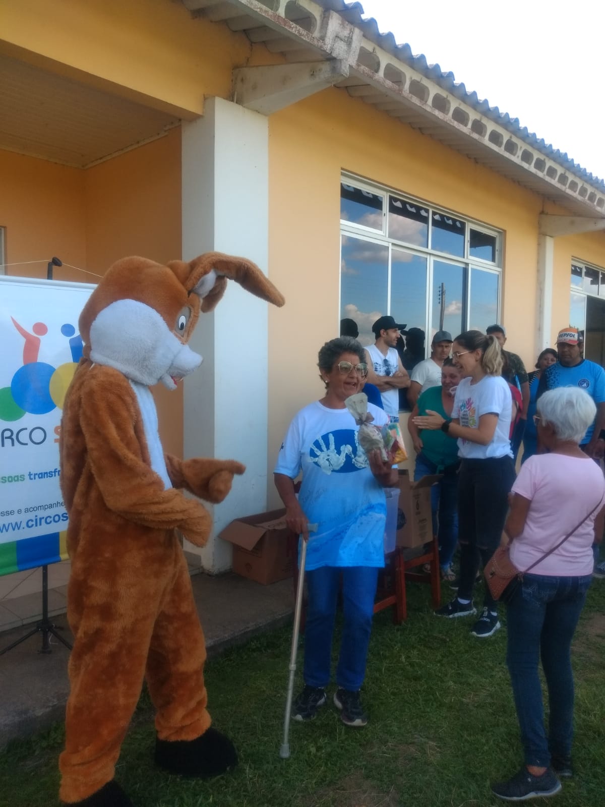 circo-social-participa-das-atividades-do-do-caps-i-casa-azul-no-acampamento-moriah-3