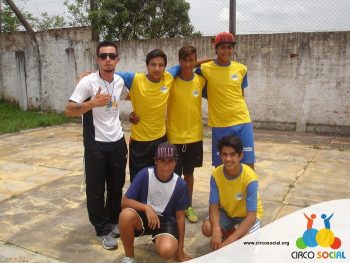 escolinha-de-futebol-ufc-participa-de-torneio-em-mafra-1