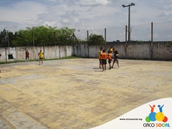 escolinha-de-futebol-ufc-participa-de-torneio-em-mafra-15