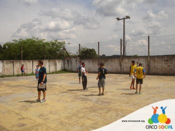 escolinha-de-futebol-ufc-participa-de-torneio-em-mafra-16