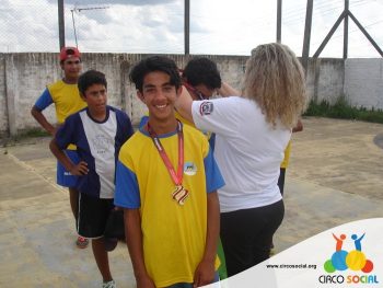 escolinha-de-futebol-ufc-participa-de-torneio-em-mafra-18