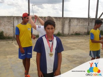 escolinha-de-futebol-ufc-participa-de-torneio-em-mafra-20