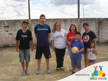 escolinha-de-futebol-ufc-participa-de-torneio-em-mafra-37