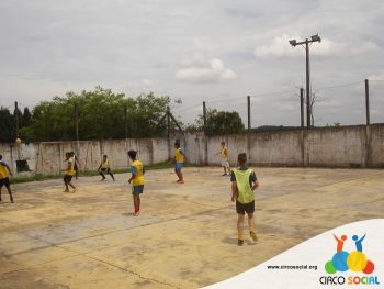 escolinha-de-futebol-ufc-participa-de-torneio-em-mafra-7