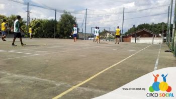 torneio-interno-da-escolinha-ufc-circo-social-em-homenagem-a-silvio-hellinger-5