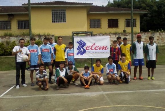 Torneio interno da escolinha UFC Circo Social em homenagem a Silvio Hellinger