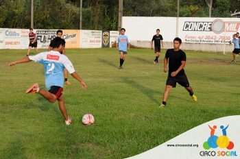 amistoso-entre-a-escolinha-ufc-e-mustang-em-rio-negro-16