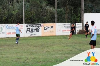 amistoso-entre-a-escolinha-ufc-e-mustang-em-rio-negro-30