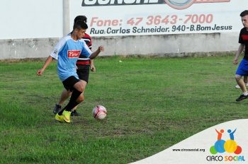 amistoso-entre-a-escolinha-ufc-e-mustang-em-rio-negro-37