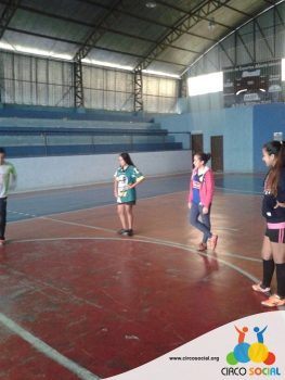 escolinha-ufc-circo-social-feminino-em-campo-do-tenente-1