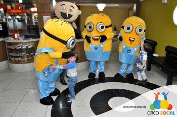 minions-e-gru-no-cineplus-emacite-no-filme-meu-malvado-favorito-3-101