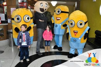 minions-e-gru-no-cineplus-emacite-no-filme-meu-malvado-favorito-3-19