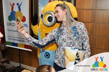 minions-e-gru-no-cineplus-emacite-no-filme-meu-malvado-favorito-3-25