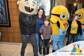 minions-e-gru-no-cineplus-emacite-no-filme-meu-malvado-favorito-3-28