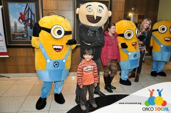 minions-e-gru-no-cineplus-emacite-no-filme-meu-malvado-favorito-3-38