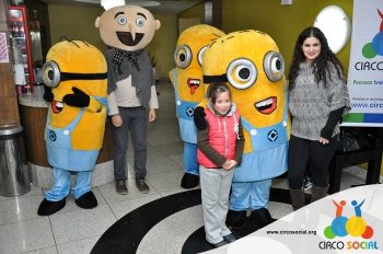 minions-e-gru-no-cineplus-emacite-no-filme-meu-malvado-favorito-3-40