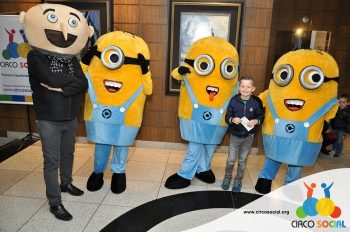 minions-e-gru-no-cineplus-emacite-no-filme-meu-malvado-favorito-3-52