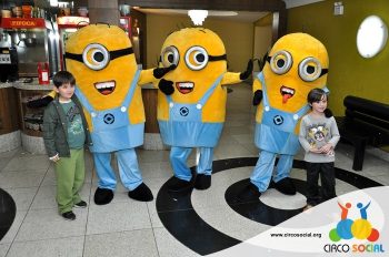 minions-e-gru-no-cineplus-emacite-no-filme-meu-malvado-favorito-3-66