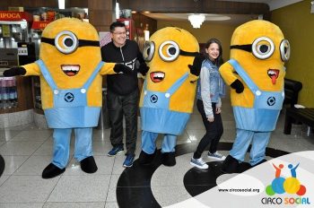 minions-e-gru-no-cineplus-emacite-no-filme-meu-malvado-favorito-3-69