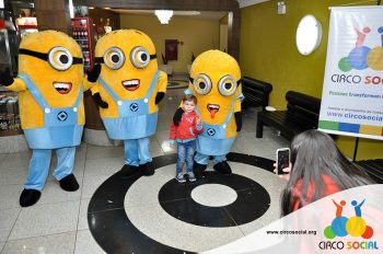 minions-e-gru-no-cineplus-emacite-no-filme-meu-malvado-favorito-3-72