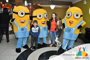 minions-e-gru-no-cineplus-emacite-no-filme-meu-malvado-favorito-3-86