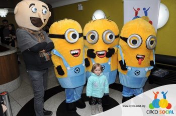 minions-e-gru-no-cineplus-emacite-no-filme-meu-malvado-favorito-3-12