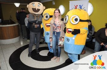 minions-e-gru-no-cineplus-emacite-no-filme-meu-malvado-favorito-3-21