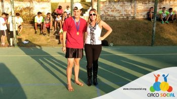 circo-social-realiza-entrega-de-medalhas-aos-atletas-da-escolinha-ufc-29