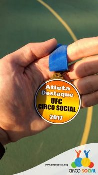 circo-social-realiza-entrega-de-medalhas-aos-atletas-da-escolinha-ufc-5