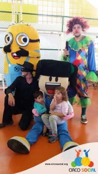 escola-ana-zornig-recebe-a-visita-do-circo-social-19