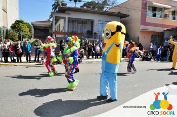 circo-social-participa-do-desfile-de-7-de-setembro-2018-em-rio-negro-12