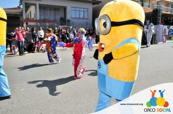 circo-social-participa-do-desfile-de-7-de-setembro-2018-em-rio-negro-13