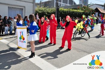 circo-social-participa-do-desfile-de-7-de-setembro-2018-em-rio-negro-2