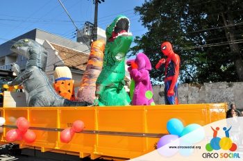 circo-social-participa-do-desfile-de-7-de-setembro-2018-em-rio-negro-25