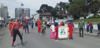 circo-social-participa-do-desfile-de-7-de-setembro-2019-em-mafra-18