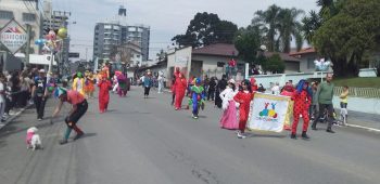 circo-social-participa-do-desfile-de-7-de-setembro-2019-em-mafra-46