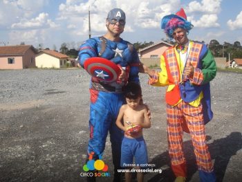 circo-social-realiza-circuito-cultural-do-dia-das-criancas-10