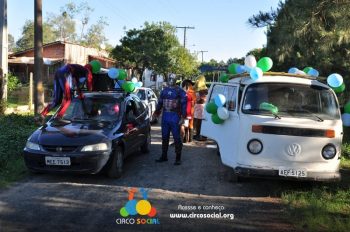 caravana-da-alegria-do-circo-social-e-pastoral-da-crianca-atende-mais-de-mil-criancas-em-riomafra-4