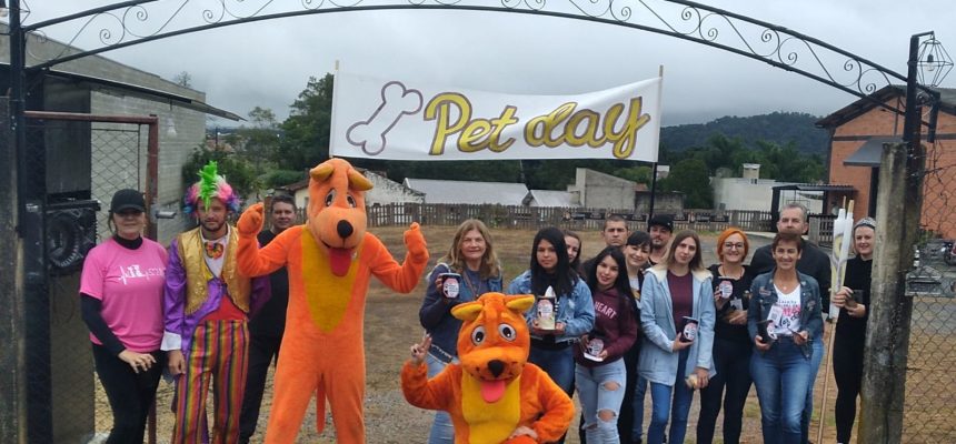 Circo Social participa de pedágio solidário em prol da causa animal