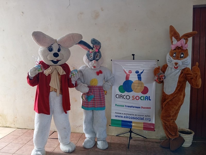 pascoa-solidaria-do-circo-social-atendeu-mais-de-3-mil-criancas-em-riomafra-8