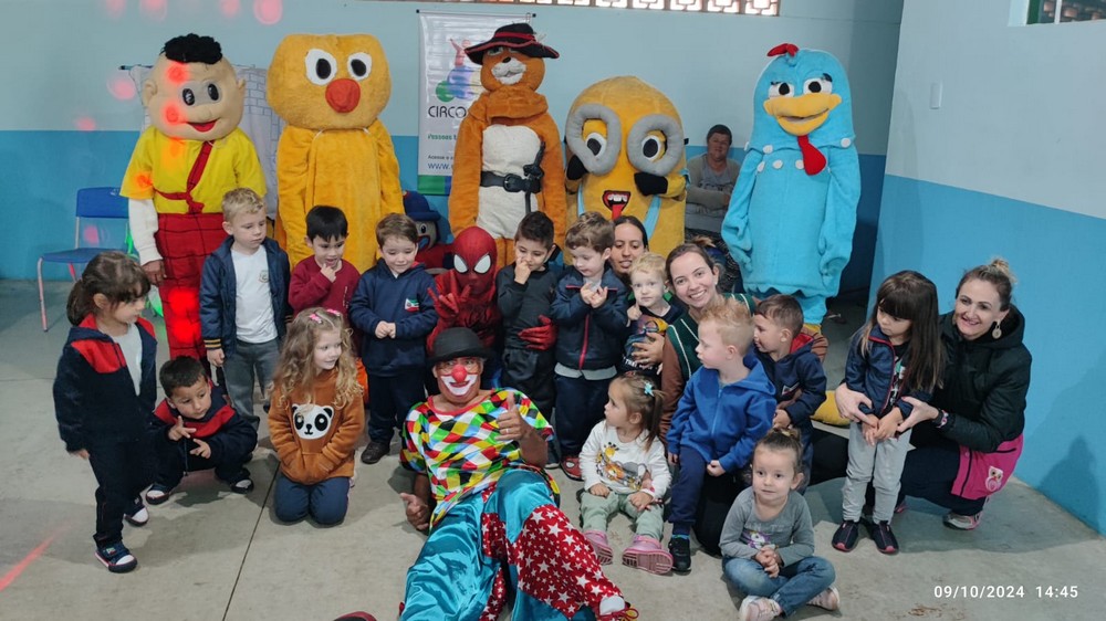 dia-das-criancas-solidario-no-ceim-ana-rank-rodrigues-em-mafra-11