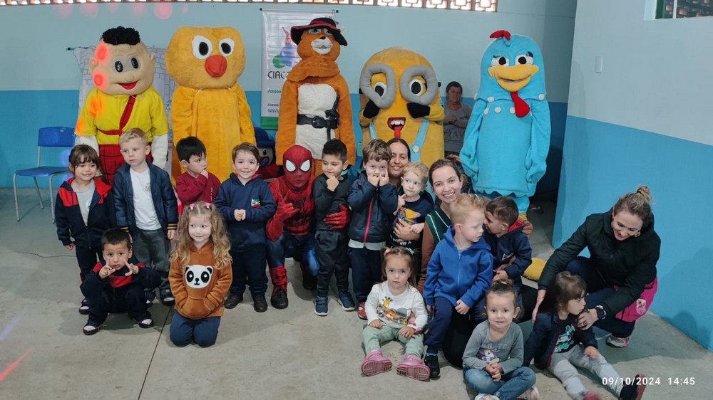 dia-das-criancas-solidario-no-ceim-ana-rank-rodrigues-em-mafra-12