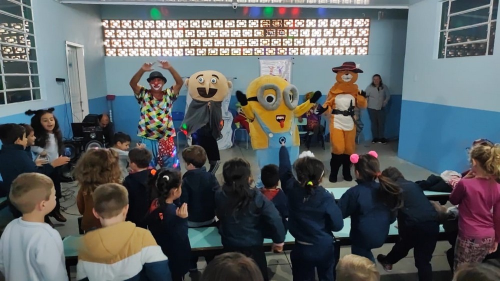 dia-das-criancas-solidario-no-ceim-ana-rank-rodrigues-em-mafra-21
