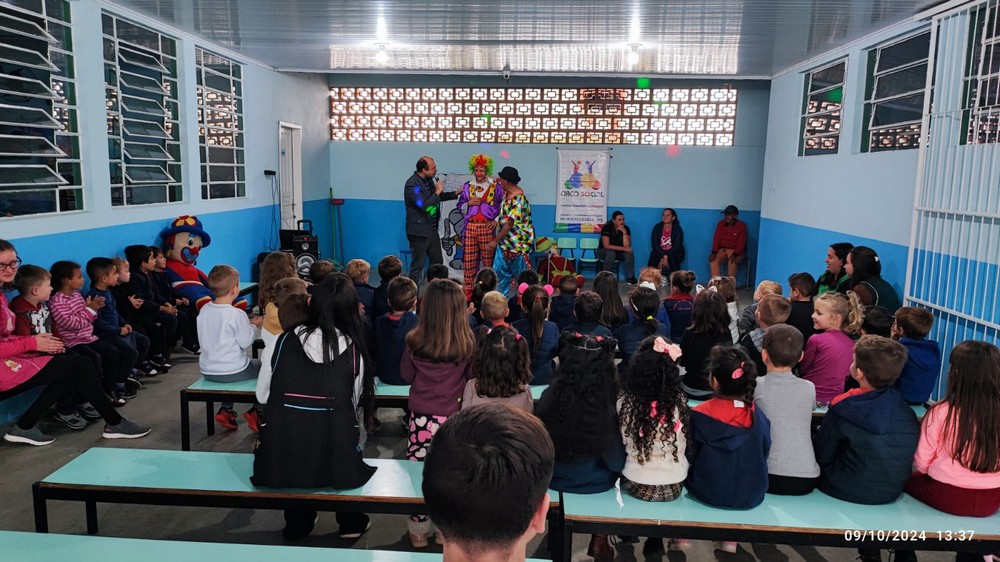 dia-das-criancas-solidario-no-ceim-ana-rank-rodrigues-em-mafra-40