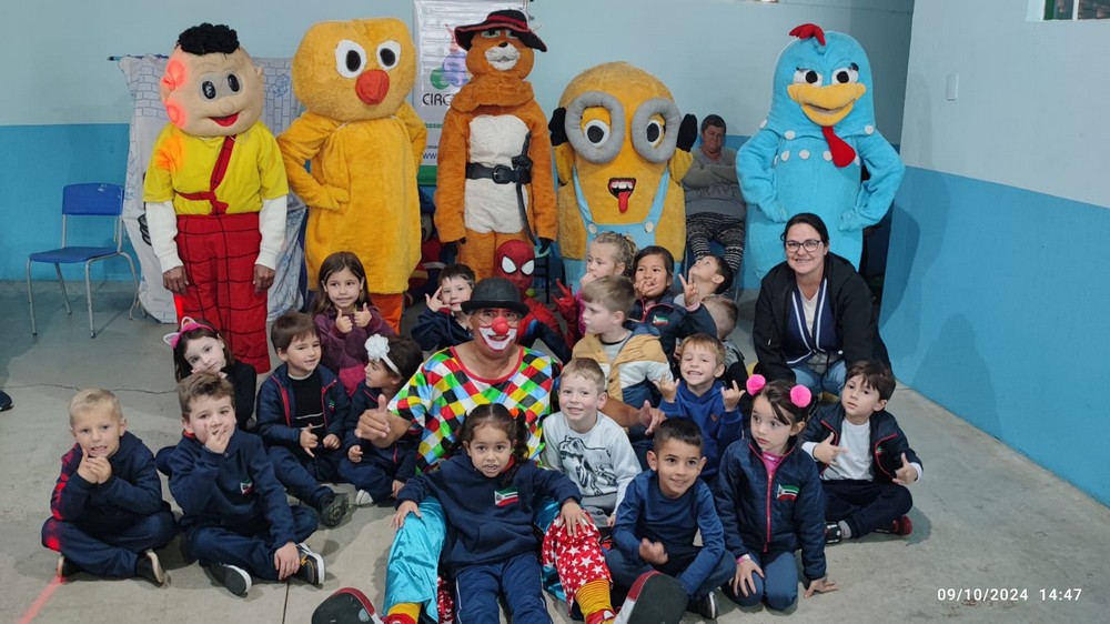 dia-das-criancas-solidario-no-ceim-ana-rank-rodrigues-em-mafra-7