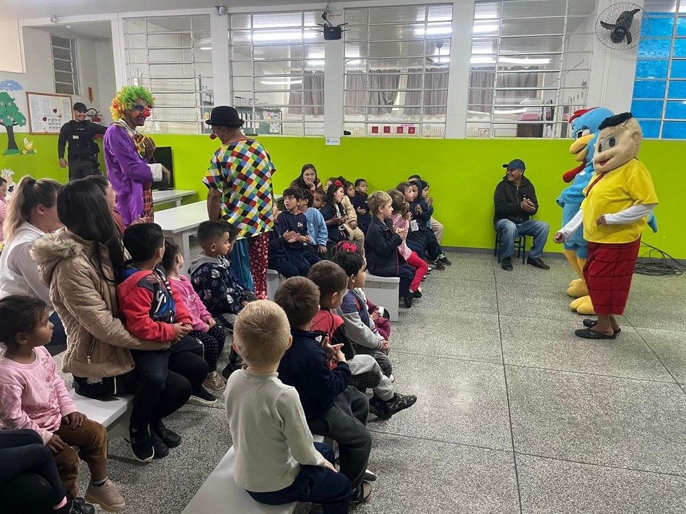dia-das-criancas-solidario-no-ceim-vila-olsen-rodrigues-em-mafra-40