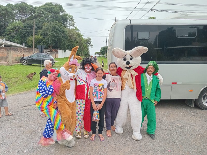 campanha-pascoa-solidaria-do-circo-social-atende-mais-de-2-000-criancas-em-riomafra-3